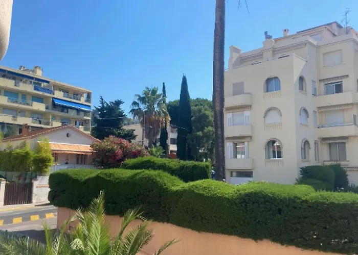 For 2 With Balcony Near Apartmán