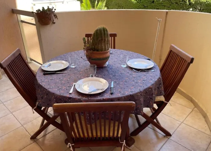 For 2 With Balcony Near *