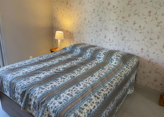 For 2 With Balcony Near